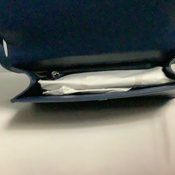 Camrose & Kross Handbag - Picture 4 of 5